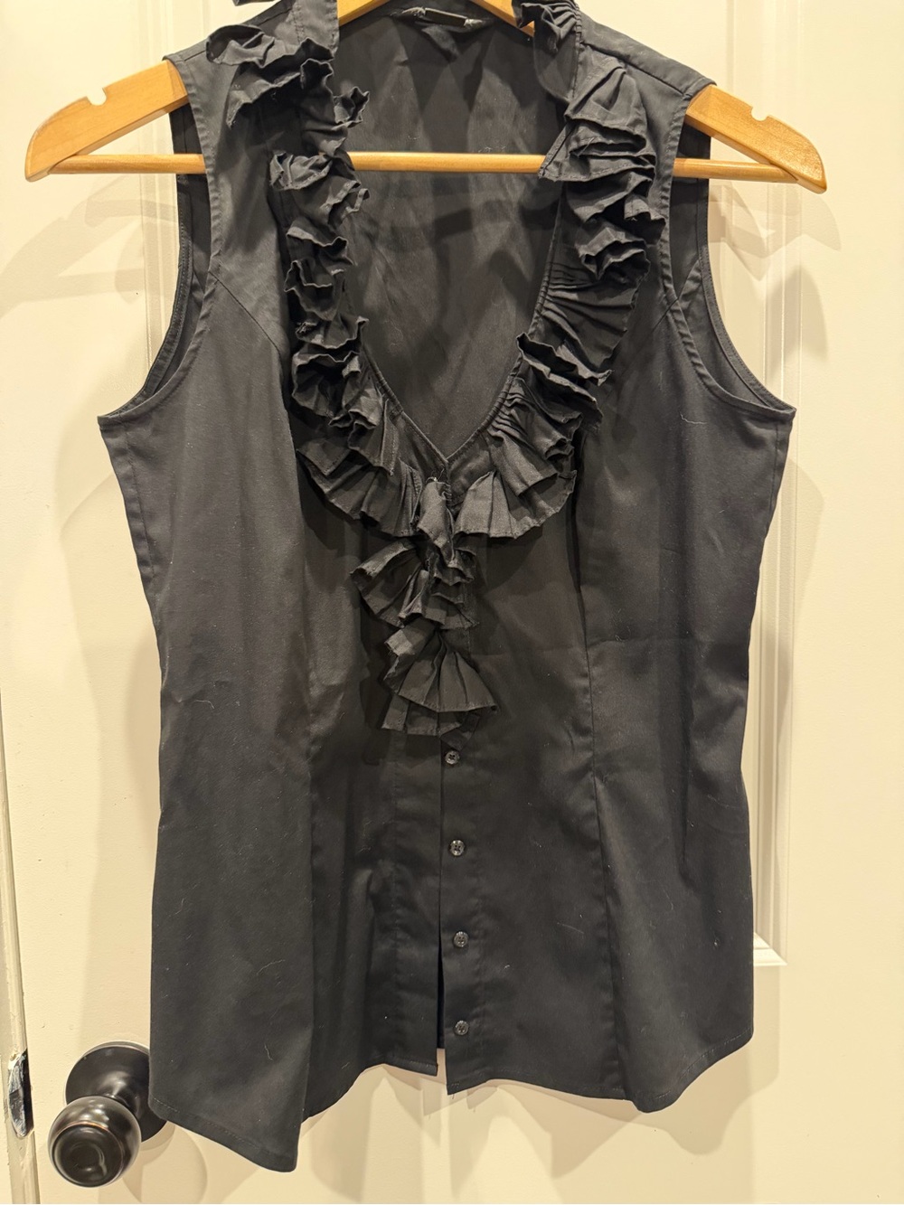 White House Black Market Black Ruffled V-Neck Sleeveless Blouse